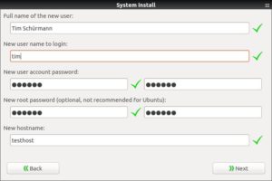 Abbildung 9: Dem geklonten System können Sie neue Zugangsdaten für Root und einen neuen Benutzer mitgeben.