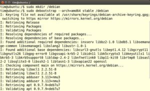 Abbildung 4: Diese beiden Befehle erstellen schnell eine neue Debian-Installation im Unterverzeichnis <code srcset=