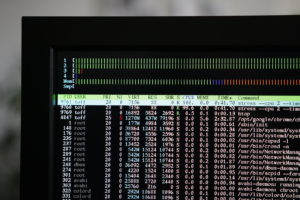 Abbildung 1: Unter Arch Linux lässt sich die Schriftgröße der virtuellen Konsole gut steuern.