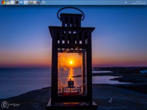 Abbildung 3: Der Desktop von SalentOS verzichtet auf jeglichen Schnickschnack.