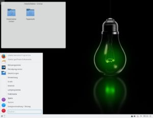 Abbildung 4: Das frisch installierte OpenSuse-System bootet in den KDE-Desktop.