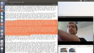 Abbildung 6: Nach einem BIOS-Update funktioniert der Touchscreen. Die Webcam sitzt links unten im Display: Tippt man während Chats, hat man immer Finger im Bild.