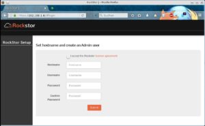 Abbildung 1: Rockstor-Linux erwartet zunächst die Anlage eines Kontos für den Administrator.