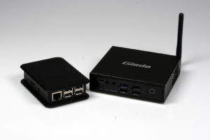 Abbildung 4: Der Giada-Rechner eignet sich im Vergleich mit einem Raspberry Pi als schneller Mini-Server.