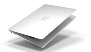 Abbildung 5: Das elegante KDE Slimbook bringt genügend Leistung für alle täglichen Aufgaben mit. Zum Spielen eignet es sich aber nur bedingt.