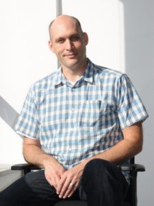Abbildung 5: Greg Kroah-Hartman übernimmt zahlreiche Aufgaben rund um den Kernel. Unter anderem kümmert er sich um die Pflege der stabilen Version. (Bild: Sebastian Oliva, CC BY-SA 3.0)