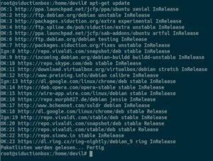 Abbildung 1: Mit <code>apt-get update</code> aktualisieren Sie zwar die Listen über die vom Repository bereitgestellten Pakete, erhalten aber keine zusätzlichen Informationen.