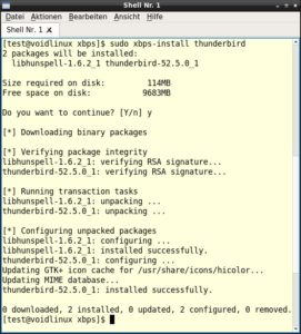 Abbildung 2: Die Suche nach Paketen leiten Sie mit <code>xbps-query <em class="replaceable">Paket</em></code> ein. Wie schon bei der Installation geht XBPS rasend schnell zu Werke.