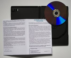 Abbildung 1: Mit dem Drucker erstellte Ein-Blatt-Broschüre, gebrannte DVD: Einen besonders professionellen Eindruck hinterlässt VorKon auf den ersten Blick nicht.