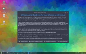 Abbildung 1: Miyo Linux startet im Handumdrehen in einen schlichten Desktop mit Panelleiste und Willkommensfenster.