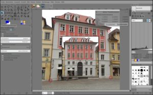 Abbildung 4: Das neue Gitter-Transformationswerkzeug korrigiert st&uuml;rzende Linien in der Architekturfotografie.