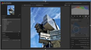 Abbildung 3: Der ausgew&auml;hlte RAW-Konverter (im Beispiel aus <a href="#artRef-f2">Abbildung&nbsp;2</a> Darktable) startet mit dem RAW-Bild.