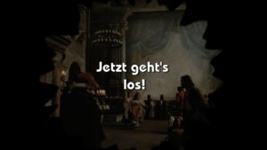 Abbildung 3: Ein fantasievoller Übergangseffekt zum Einstieg fesselt die Zuschauer; zu viele davon könnten deren Nerven strapazieren.