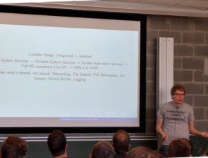 Abbildung 5: Lennart Poettering erkl&auml;rte seine Portable Services, die Systemd-Dienste individuell in transportable Einheiten verpacken.