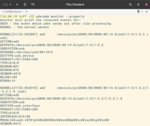 Abbildung 3: Mit dem Kommando <code>udevadm monitor --property</code> beobachten Sie das Geschehen unter der Haube von Udev in Echtzeit.
