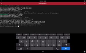 Abbildung 4: Das Terminal heißt bei Mobian King's Cross und stammt aus der Phosh-Oberfläche des Librem 5-Systems von Purism. Hierüber lassen sich Updates und Paketinstallationen wie gewohnt abwickeln.