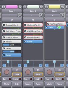 Abbildung 7: Obwohl die Animation nahelegt, dass Sie mit gehaltenem Linksklick nur das GXAmplifier-Plugin auf eine neue Spur ziehen, nimmt Ardour die beiden anderen rot markierten Module mit.