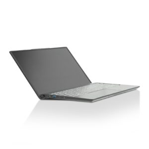 Abbildung 2: Das InfinityBook S 15 Gen6 verfügt über ein Lift-up-Scharnier, das das Notebook beim Aufklappen etwas anhebt und so eine ergonomischere Schreibhaltung ermöglicht.