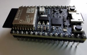 Abbildung 2: Espressif bietet sein RISC-V-Board ESP32-C3-DevKitC-02 schon f&uuml;r kleines Geld an.