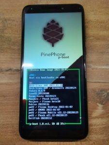 Abbildung 4: Betriebssysteme f&uuml;r das Pinephone testen sie am besten mit dem Multi-Distro-Image von <span class="ui-element">Megi</span>. Es versammelt 15&nbsp;Distributionen zum Ausprobieren in einem rund 7&nbsp;GByte gro&szlig;en Abbild.