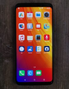 Abbildung 9: Das franz&ouml;sische /e/OS findet auf &auml;lteren Samsung-Ger&auml;ten seinen Platz, hier auf dem Galaxy&nbsp;S9. Mittlerweile bietet auch Fairphone&nbsp;B.V. eine Vorinstallation auf Ger&auml;ten der Serien&nbsp;3 und&nbsp;4 an.