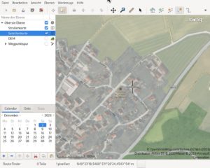 Abbildung 7: Eine Stra&szlig;enkarte und eine Satellitenansicht semitransparent &uuml;bereinanderzulegen, steigert den Informationsgehalt.