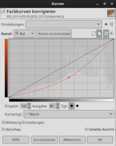 Abbildung 3: Das <span class="ui-element">Kurven</span>-Werkzeug eignet sich, um unerwünschte Farbstiche zu beheben. Sie wählen einfach den gewünschten <span class="ui-element">Kanal</span> aus und ziehen die Linie mit der Maus nach oben oder unten.