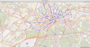 Abbildung 2: Cruiser greift bei Bedarf auch auf Onlinedienste zur&uuml;ck, um beispielsweise Linien des &ouml;ffentlichen Nahverkehrs wie hier in Frankfurt am Main darzustellen.