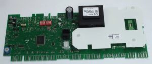 Abbildung 3: In der unteren Bildmitte gut zu erkennen: die Lötpunkte für den Stecker <span class="ui-element">J13</span>. Mal findet sich hier tatsächlich ein Stecker, oft aber nur Pads zum Anlöten. Quelle: Daikin GmbH
