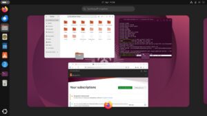 Abbildung 4: Der Default-Desktop von Ubuntu&nbsp;26.04 mit dem von Marcus Haslam gestalteten Resolute-Raccoon-Wallpaper kommt mit dem charakteristischen Aubergine-Verlauf.
